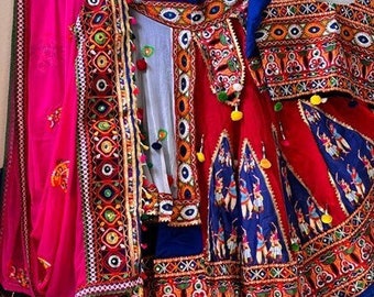 Navratri Raja Rani Kutch work Ghagra/Chaniya Choli set
