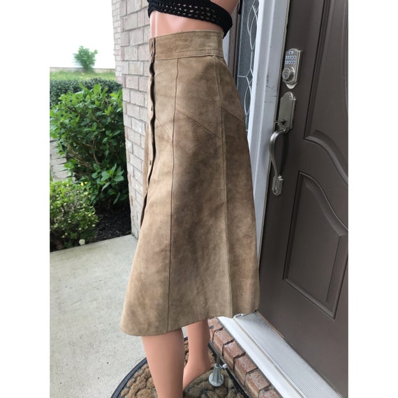 1970’s tan suede skirt - image 4