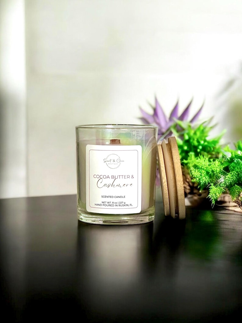 Cocoa Butter and Cashmere Candle - Thumbnail 2