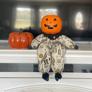 Halloween Pumpkin Man Doll: Candy Bucket Decoration