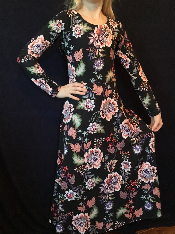 black maxi dress girls