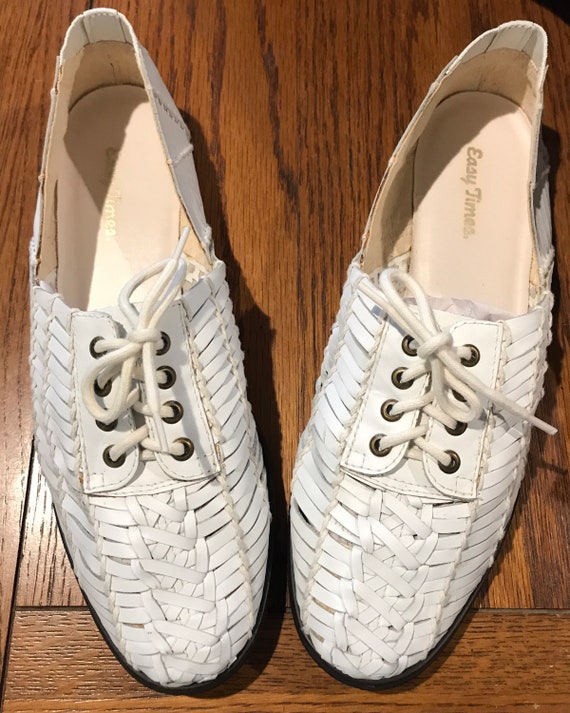 Vintage size 9 Huaraches huarache shoes Brazil Whi