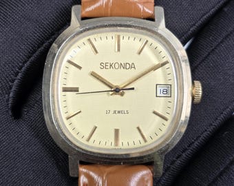 Sekonda Poljot 17 Jewels USSR wristwatch caliber 2614.2Н Soviet Union watch 1980s
