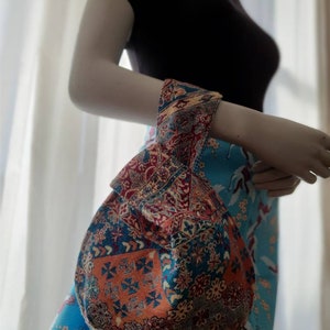Handmade Japanese Knot Bag, reversible. Cotton lining with Japanese crane pattern. Free shipping in NL. image 2