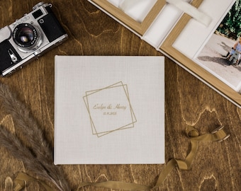 Sahara Beige Linen Wedding Photo Box: Oak Keepsake