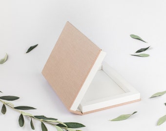 Wooden - linen photo box / White box / Old pink