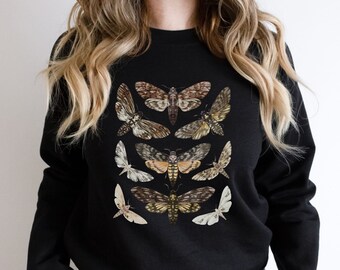 Cottagecore Moth Sweatshirt, Moth Sweater, Moth Shirt, Cottagecore Sweatshirt, Aesthetic Moth Sweatshirt, Goblincore Bug Sweatshirt