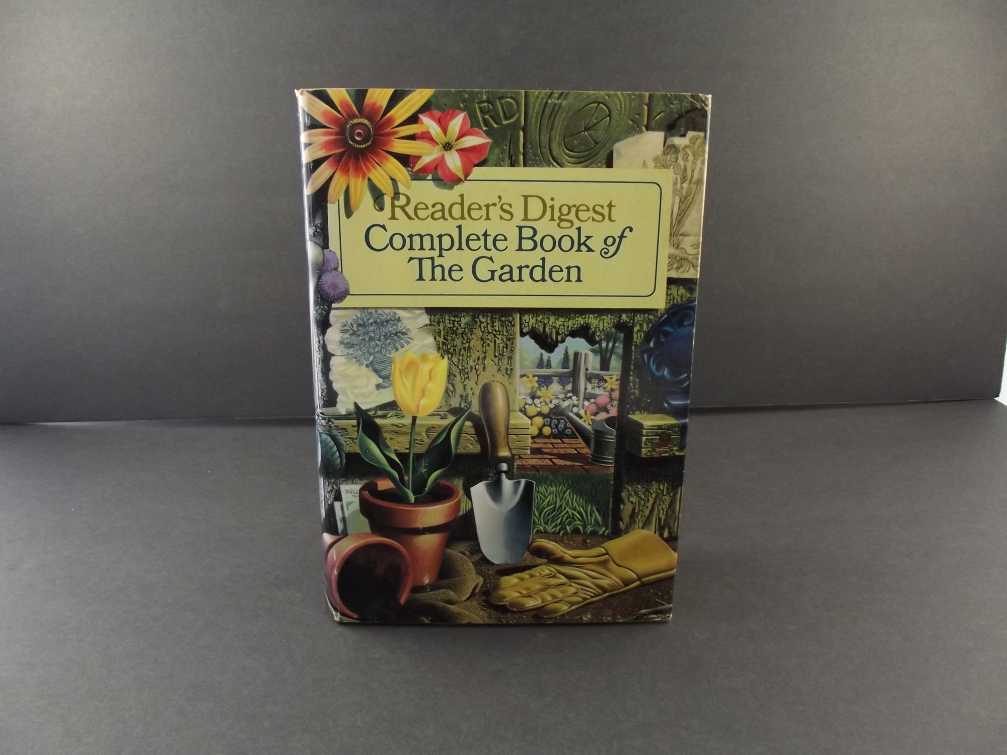 Reader's Digest Complete Book of The Garden Please View Etsy