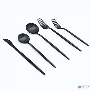 MegaChef Cravat 20-Piece Matte Black Flatware Utensil Set, 18/10