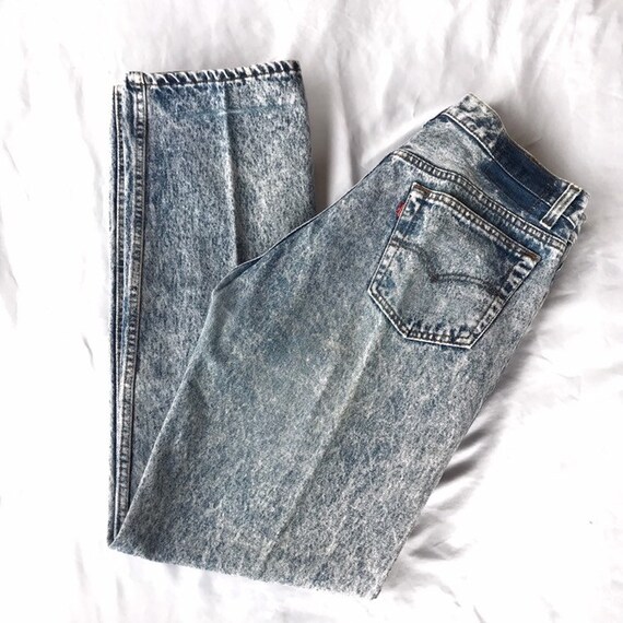 vintage acid wash levi 501s