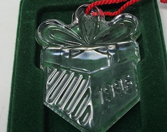 Ornament, Waterford 1996 Memories Collection, 5th Edition Christmas Ornament