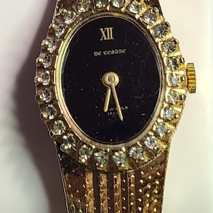 Vintage Ladies 17 Jewel Made Watch - Etsy display picture 3