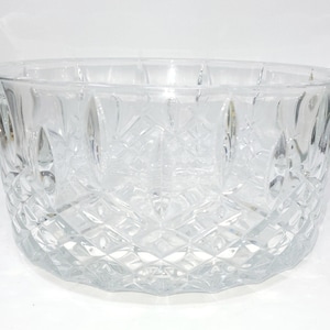 Bowl, Waterford, Marquis Markham Crystal Bowl, 9"