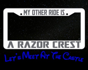 Mi otro vehículo inspirado en Mandalorian es un marco para matrícula Razor Crest, inspirado en Jedi