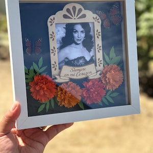 Caja de sombras del Día de Los Muertos, Ofrenda, Nicho