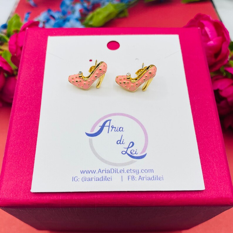 tiny stud earrings small earrings gold stud earrings Stud earrings gold studs tiny earrings lightweight earrings dainty earrings