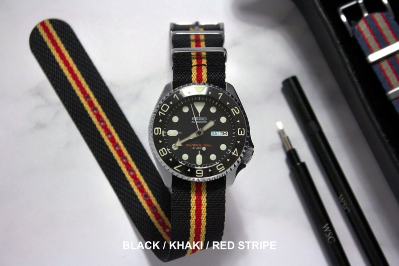 Collection Tudor Twill Vert, gris, kaki, bleu, bracelet de montre monobloc 20 mm et 22 mm Black / Khaki / Red