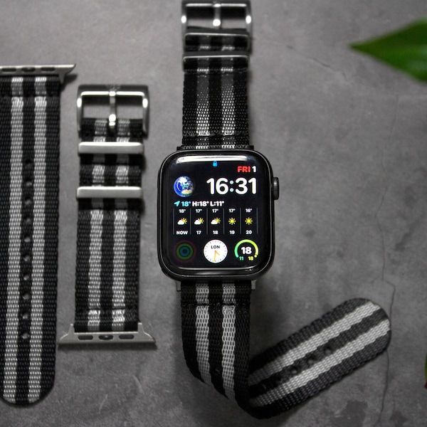 Bond Spectre Light, Apple Watch Strap, Black Grey (Series 1, 2, 3, 4, 5, 6, 7, 8, SE, SE 2 38/40/41mm 42/44/45mm)