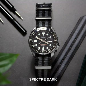 Collection Premium Bond Mourir sans délai, Spectre, doigt d'or, bracelets de montre 20 mm et 22 mm Spectre Dark