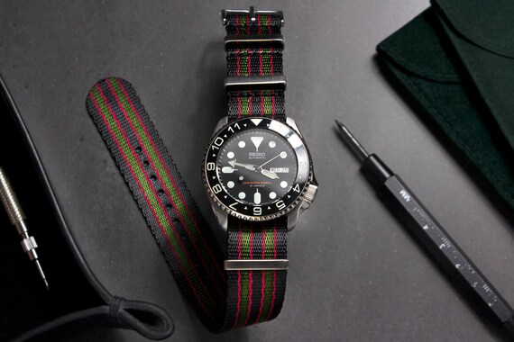 james bond goldfinger watch