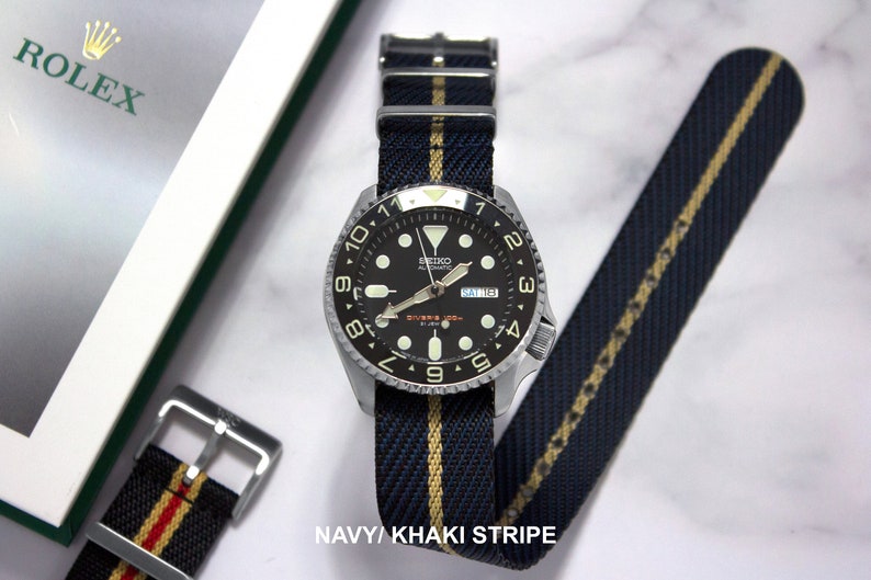 Collection Tudor Twill Vert, gris, kaki, bleu, bracelet de montre monobloc 20 mm et 22 mm Navy / Khaki