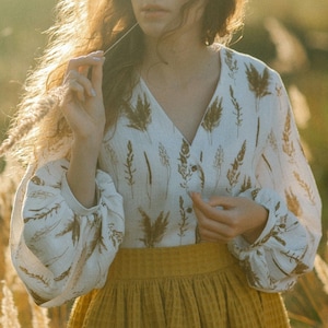 BLOUSE Demeter mousseline with acorn buttons