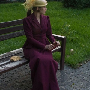 Violet plum edwardian style set