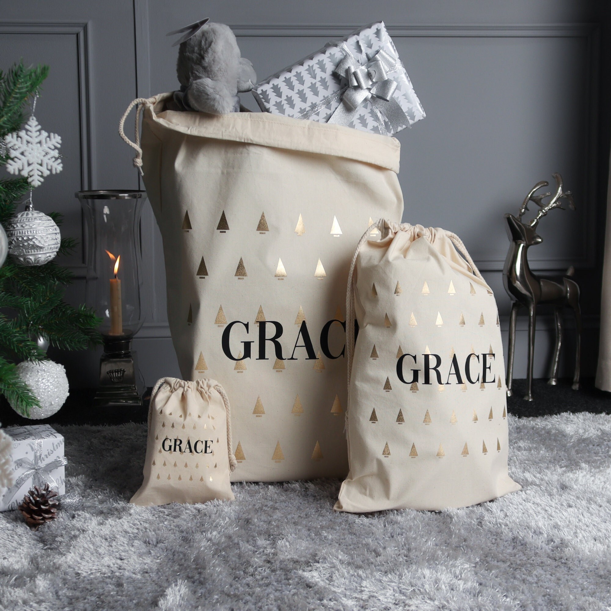 Personalisierte Weihnachtssack Stock mit goldenen Bäumen | Weihnachtsgeschenk-Tasche für Kinder