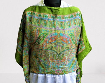 Vintage flowy equestrian foulard scarf print blouse wide sleeves 1980s 80s
