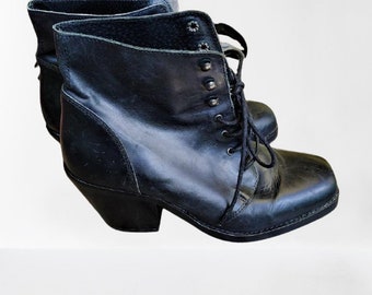 Black leather boots ankle shoes women medium heels Size 39 EU/ 6 UK/ 8.5 US