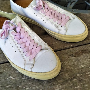 Vintage white leather shoes sneakers women soft made in Portugal Size 39 EU/ 8.5 US/ 6 UK image 2