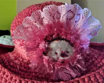 ピンクのシャビーシックな帽子、バケツ、コーラル、ウェアラブルアート