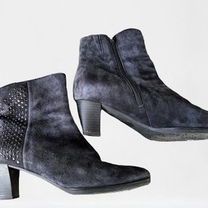 Vintage suede leather ankle boots shoes women medium heels  black Size 4.5 UK/ 37.5 EU/ 7 US