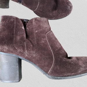 Vintage shoes boots brown suede leather medium heels women Size 40 EU/ 9 US/ 6,5 UK