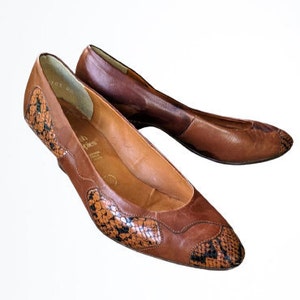 Bruine vintage schoenen pompen medium hakken lederen vrouwen Maat 37.5 EU / 7 US / 4.5 UK
