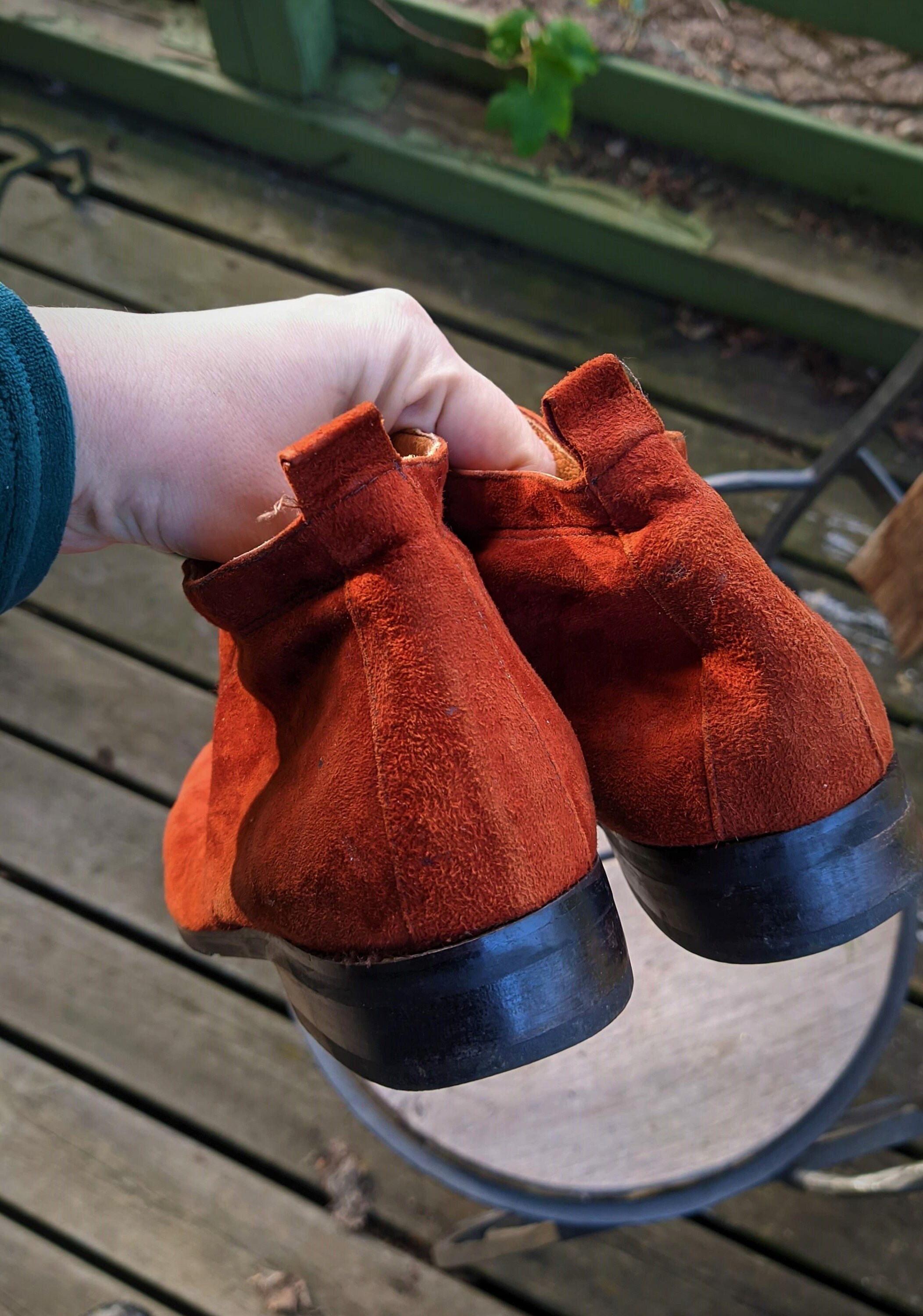 Red Copper Suede Leather Shoes Ankle Boots Vintage Women  display picture 3