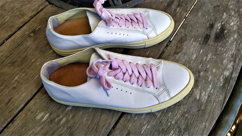 Vintage white leather shoes sneakers women soft made in Portugal Size 39 EU/ 8.5 US/ 6 UK image 3
