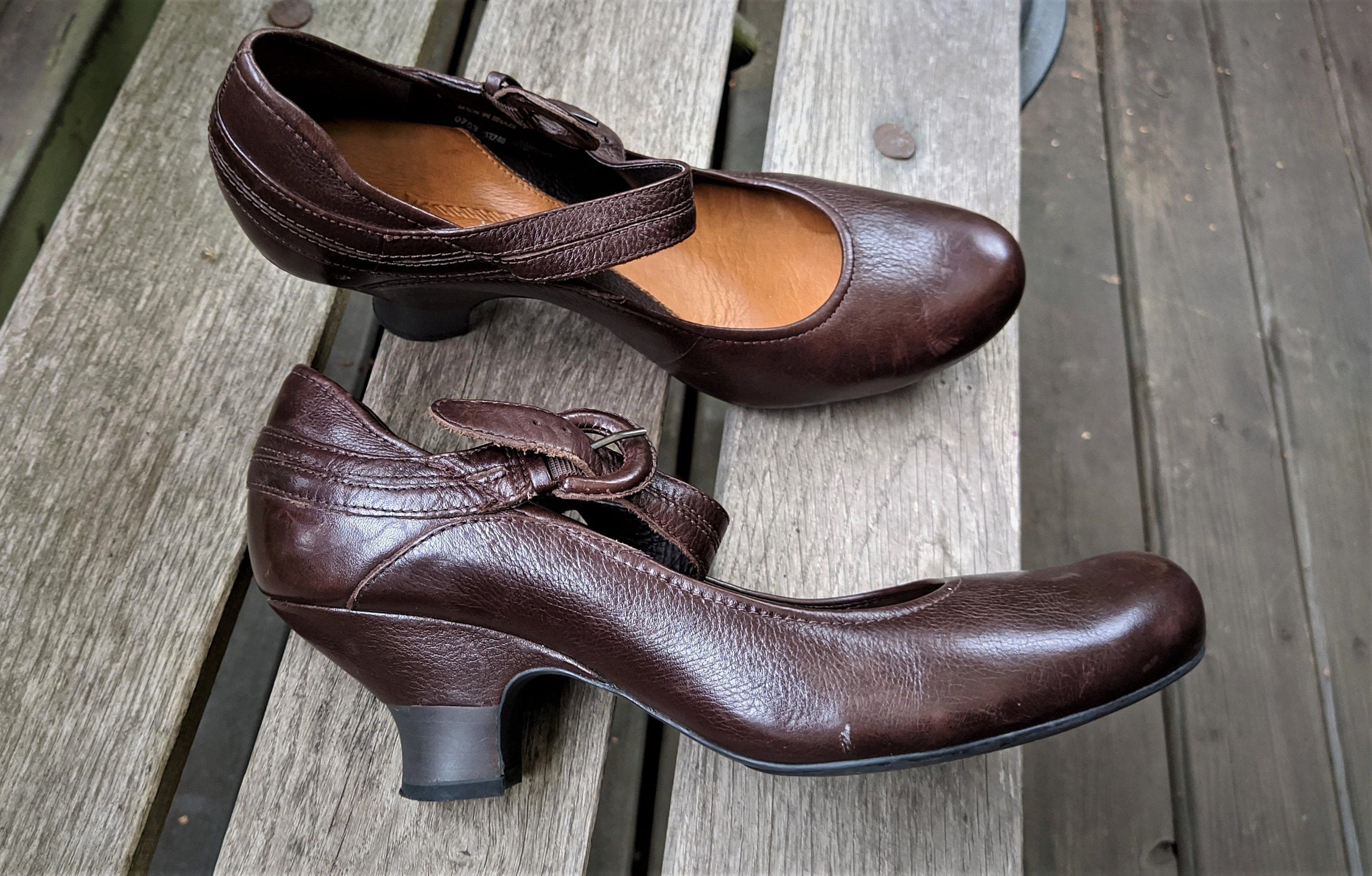 Clarks scarpe hotsell tacco