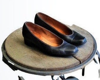 Shoes black leather women low heel vintage pumps Paco Herrero Basic size 37 EU, US 6.5, UK 4