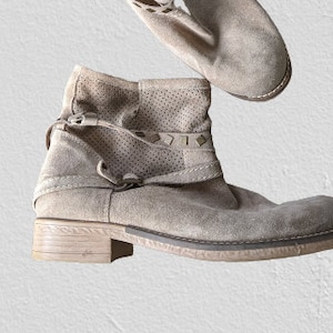 Grey vintage ankle boots shoes suede leather Tamaris women size 37 EU/ 4 UK/ 6.5 US