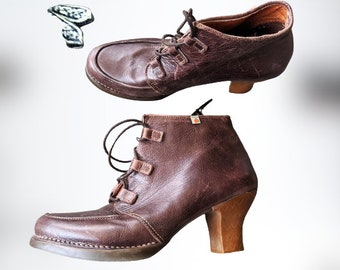 Brown vintage shoes ankle boots medium heels leather women laced ART Size 40 EU/ 9 US/ 6,5 Uk