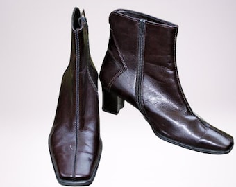 Brown vintage leather ankle boots 90s women shoes medium heels Size 4.5 UK/ 7 US/ 37.5 EU