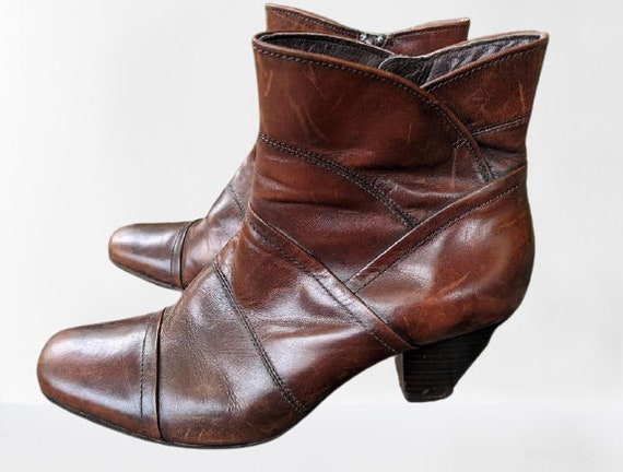Bottines Pointues Cuir Gravé Marron 3 Piments - Taille 36 - Lacets - Talon Bloc - Occasion Très Bon État