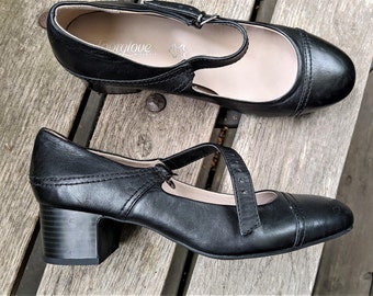 Black pumps vintage leather New shoes with stripe women Size 5 UK/ 7.5 US/ 38 EU