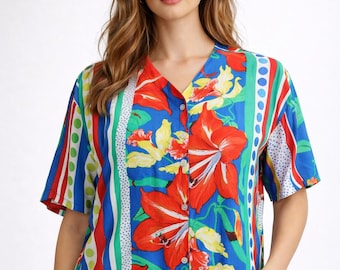 Vintage blouse red green blue floral women shirt short sleeves top gift for her Size M