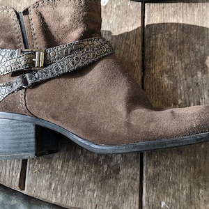 Vintage bruine enkellaarzen schoenen dames suède leer Tamaris maat 40 EU/9 US/ 6,5 UK