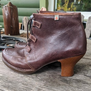 Brown vintage shoes ankle boots medium heels leather women laced ART Size 40 EU/ 9 US/ 6,5 Uk image 6