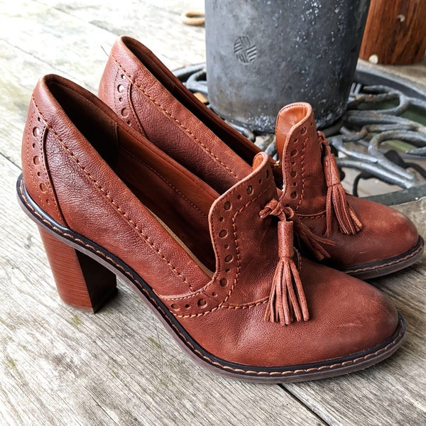 Brown heels shoes women leather vintage pumps Clarks Size 39-38 EU/ 6-6.5 UK/ 7.5-8.5 US