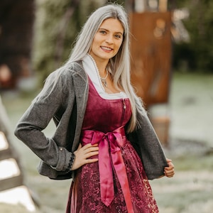Liebesdirndl - traditional jacket for women in Edelweiss