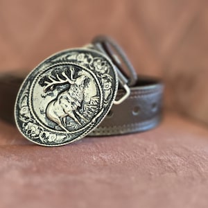 Liebesdirndl traditional belt deer
